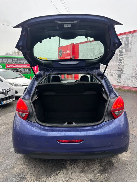 Peugeot 208 1.2 Petrol NCT LOW KMS 1 OWNER 376423501