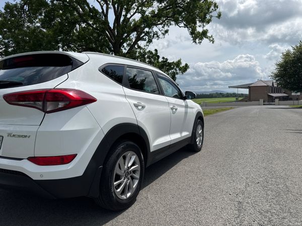 Hyundai Tucson 2017 Executive 1.7 Diesel 376505089