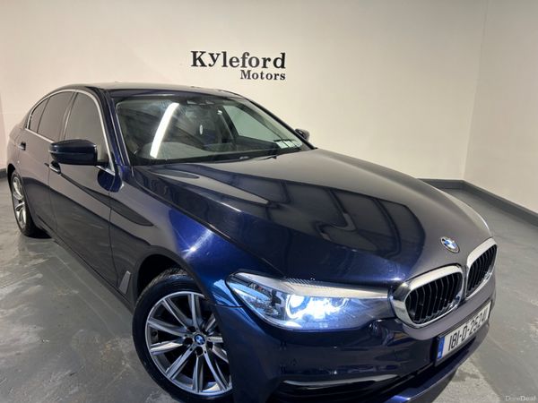 BMW 5-Series 2018 376680081