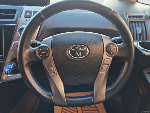 2015 TOYOTA PRIUS ALPHA  ** 7 SEATER** 1.8  HYBRID 376745767