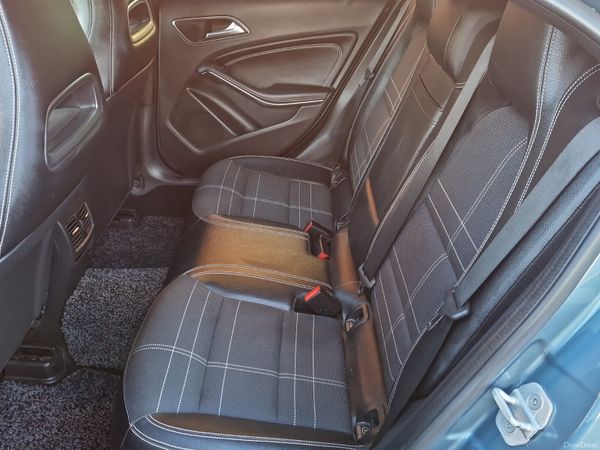 2015 MERCEDES BENZ A180 1.6 PETROL AUTOMATIC 376746160