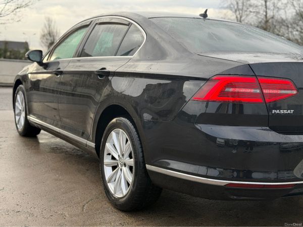 Volkswagen Passat HIGHLINE BE 1.6 TDI MANUAL 6SPEE 376795793