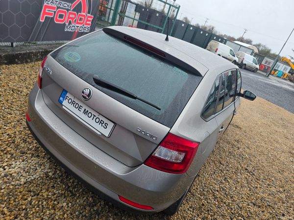 Skoda Rapid 2014 376864616