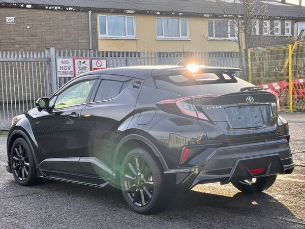 2018 Toyota C-HR | LEATHER HEATED SEATS 376876088