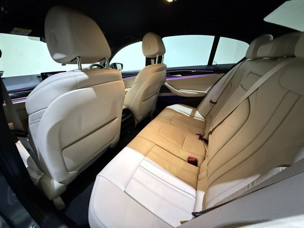 BMW 530 E M Sport Auto - High Spec 376881864