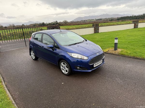 Ford Fiesta 2016 376885389