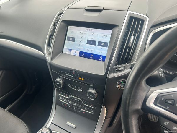 Ford galaxy titanium 376832615