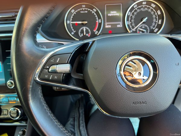 2021 (212) Skoda Superb SE Tech 2.0 TDI 377141599