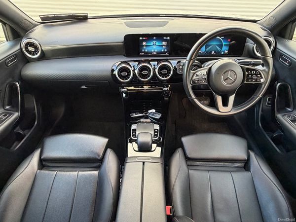 Mercedes-Benz A180d Auto Night Edition 377151204