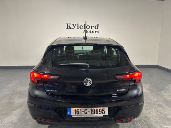 Vauxhall Astra 2016 377167709