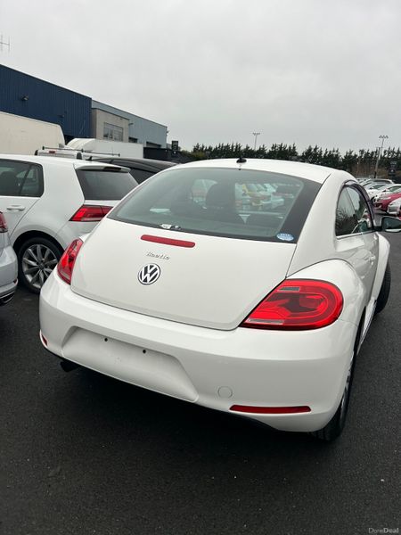 VW Beetle 377108841