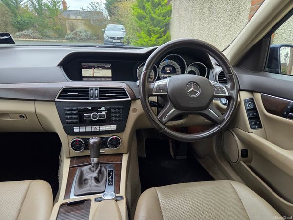 Mercedes C220 Auto, Superior condition 377136491