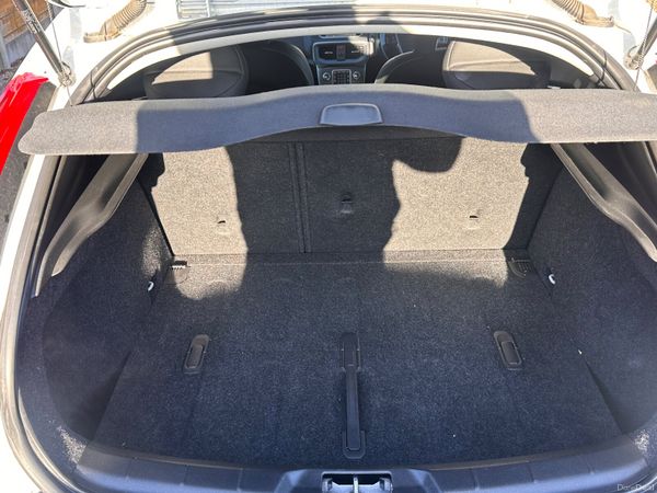 Volvo V40 2015 T4 R DESIGN 377249748