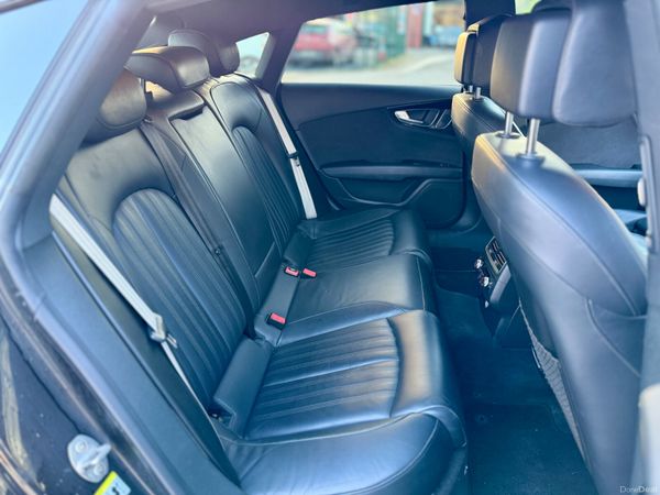 Audi A7 2016 S-Line Black Edition 377270441