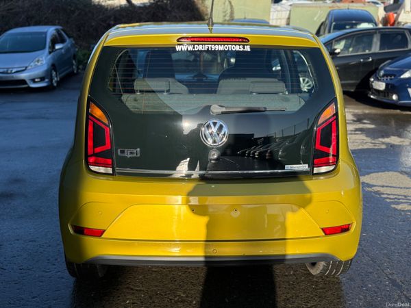 2018 Volkswagen High Up Automatic 377283831