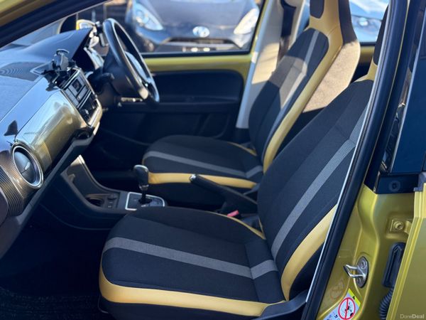 2018 Volkswagen High Up Automatic 377283834