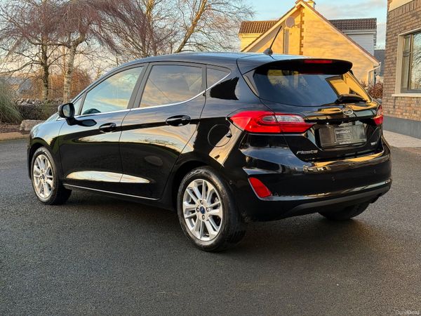 Immaculate Auto 231 Ford Fiesta! 377291569