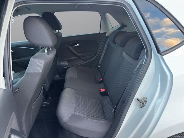 2016 VW POLO (S196) 377215107