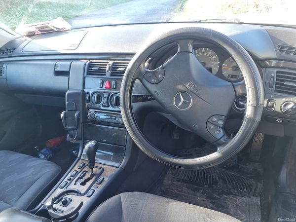 2002 Mercedes-Benz E220cdi read ad 377233283