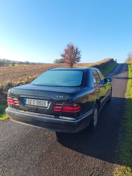 2002 Mercedes-Benz E220cdi read ad 377233446