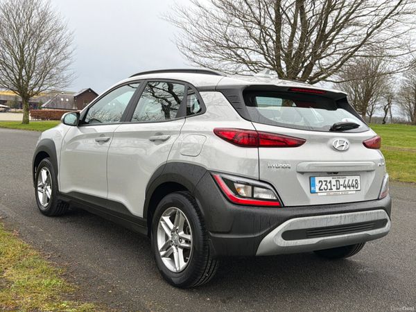 Hyundai KONA 2023 Comfort Low Mileage 377341727