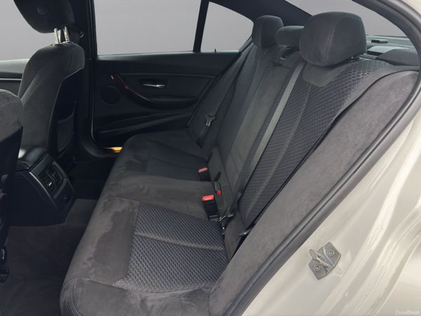 2014 BMW 320I M SPORT (S6) 377342169