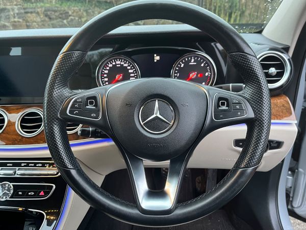 Mercedes-Benz E-Class E 220 D AVANTGARDE A/T 377349743