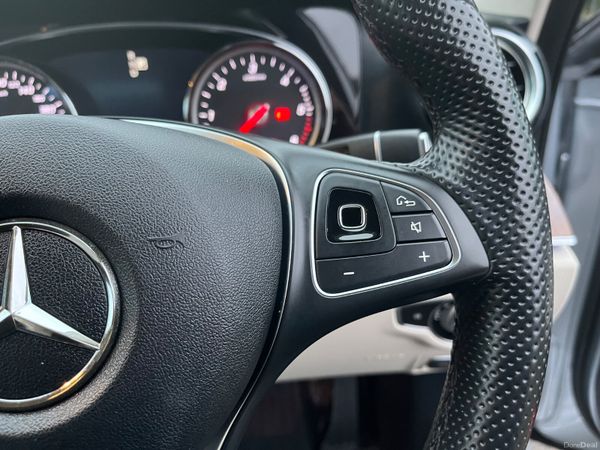 Mercedes-Benz E-Class E 220 D AVANTGARDE A/T 377349749