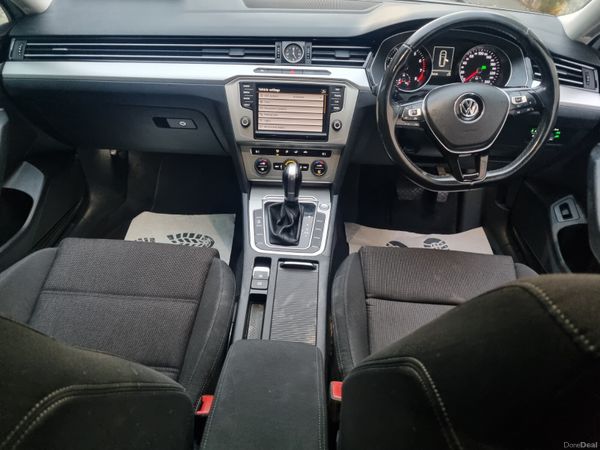 Volkswagen Passat 2016 377352259