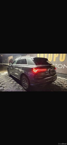 Audi Q3 377388636