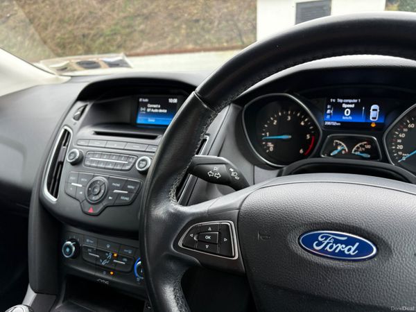 2015 Ford Focus 1.6TDCI Style 377319546