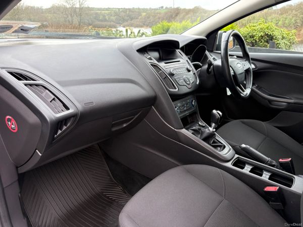 2015 Ford Focus 1.6TDCI Style 377319509