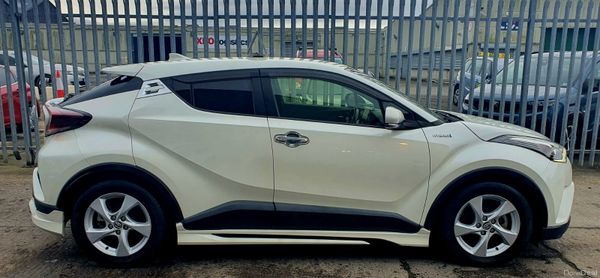 2018 TOYOTA CHR 377331818