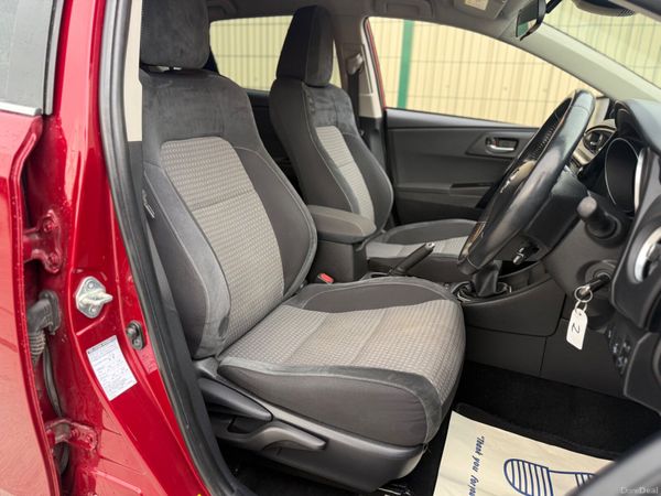 Toyota Auris 182 Luna Sport!! 377334921