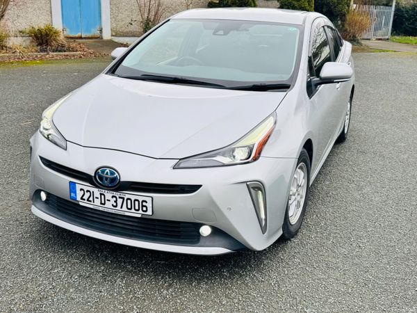 Two 2022 Toyota Prius High Spec’s low mileage 377338253