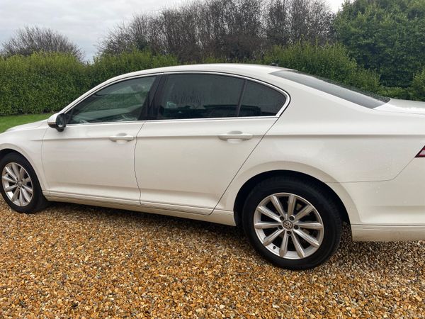 Volkswagen Passat 2015 Diesel  Auto 377339339