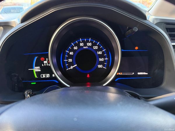 2016 Honda Fit  1.5 Hybrid auto Top Specs 377445395