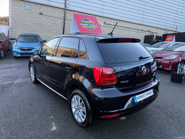 2015 Volkswagon Polo 1.2L  Automatic 377447758