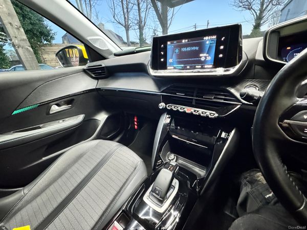 Peugeot 208 Allure 377449143