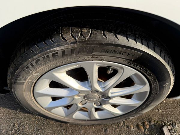 142 Audi A3 1.4 AUTOS 377478765