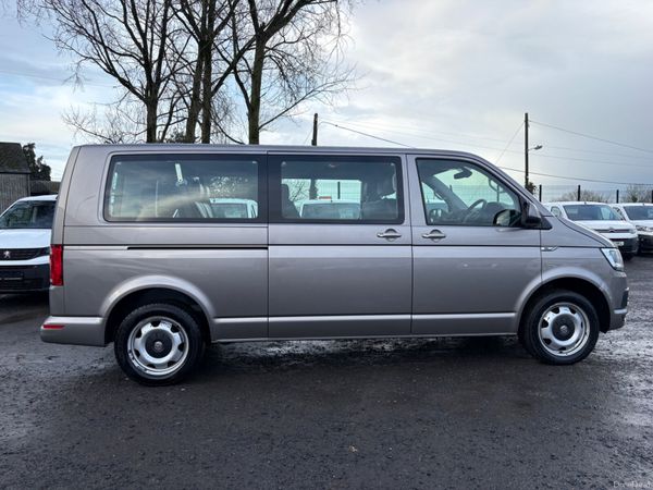 Volkswagen Transporter 377483943