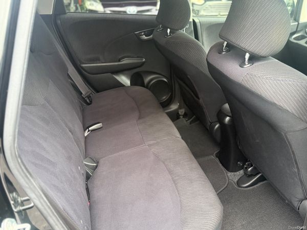 2012 Honda Fit sports Hybrid Automatic 377485247