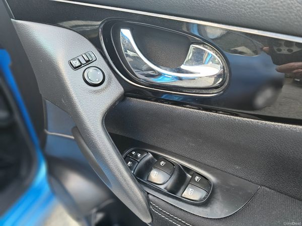 NISSAN QASHQAI 1.2 AUTOMATIC // 09/27 NCT 377410637