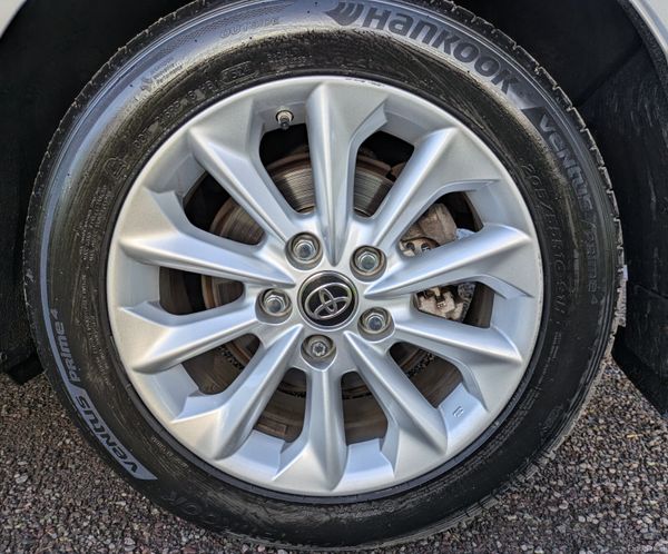 TOYOTA COROLLA LUNA  /AUTO/ HYBRID 377422401