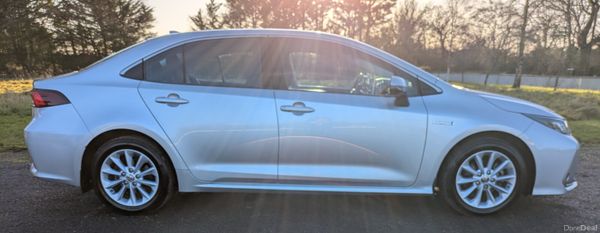 TOYOTA COROLLA LUNA  /AUTO/ HYBRID 377422404