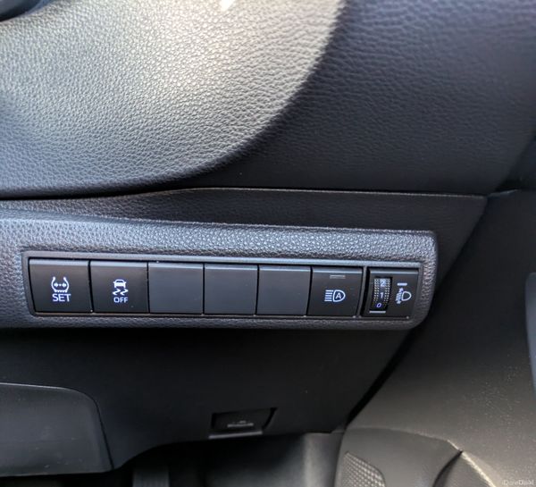 TOYOTA COROLLA LUNA  /AUTO/ HYBRID 377422431