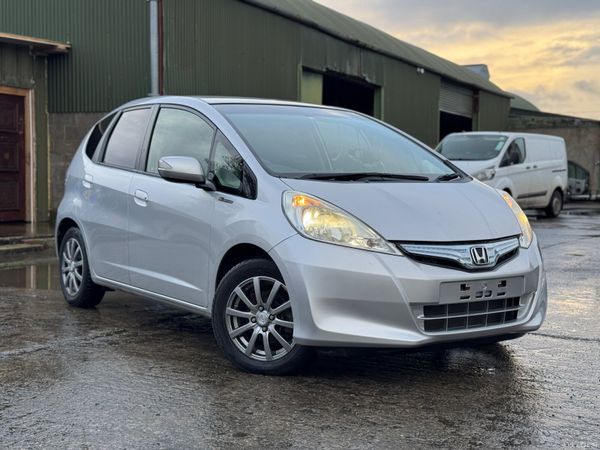 Honda Fit 1.3 Hybrid Auto 27000kms 2012 377426359