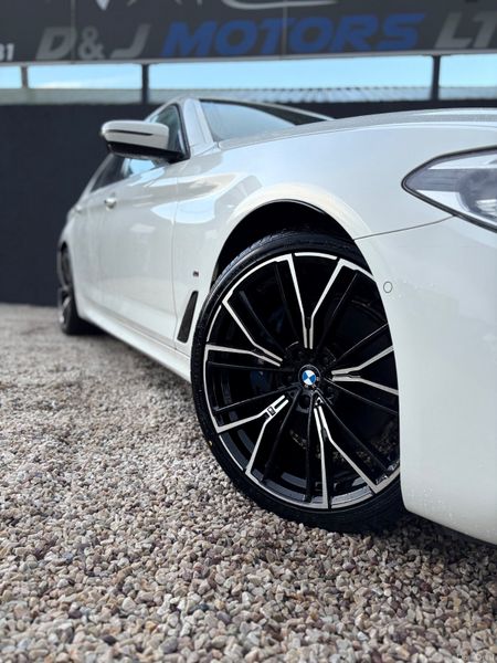 BMW 530E 2.0 M Sport I Performance 2018 377427225