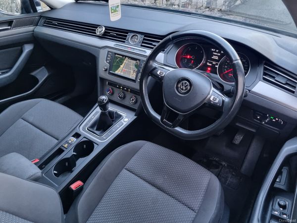Volkswagen Passat 2017 377427697