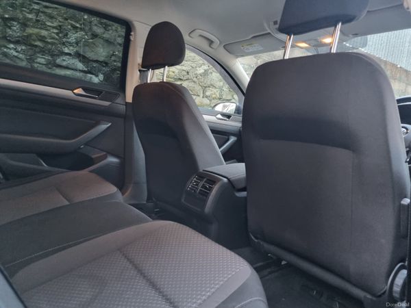 Volkswagen Passat 2017 377427719